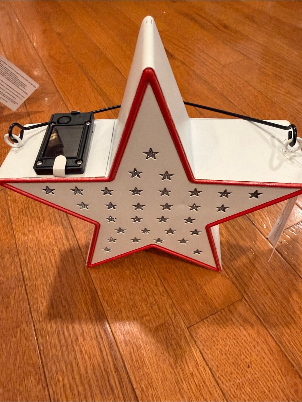 Celebrate 250th of Freedom!!!
7.5” Solar LED Patriotic Hanging lantern. - Picture 2 of 4